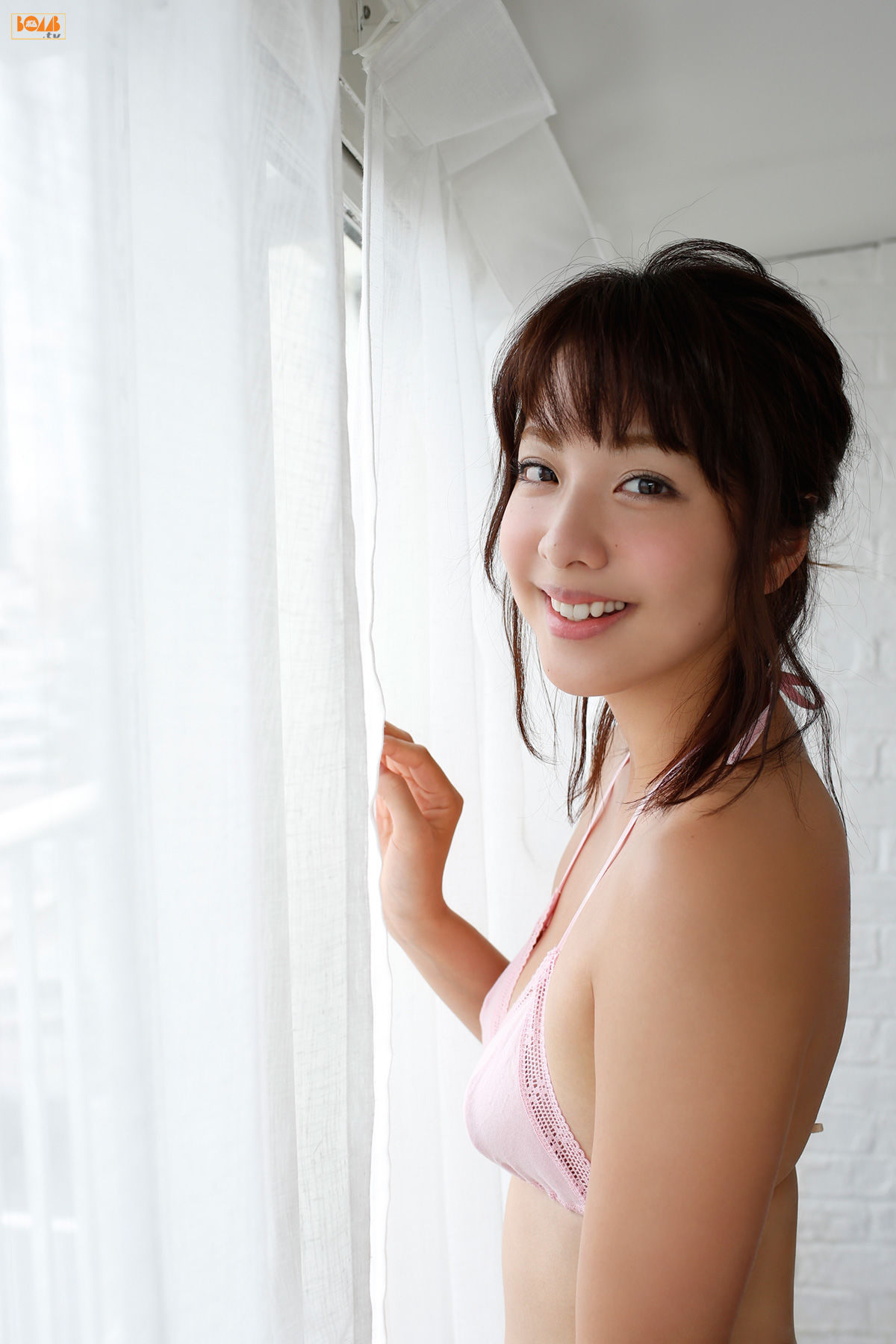 VOL.428 [Bomb.TV]甜美妹子粉嫩萌女:本乡杏奈(本郷杏奈)写真套图(59P)-聚美阁